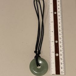 Jade pendant with adjustable necklace