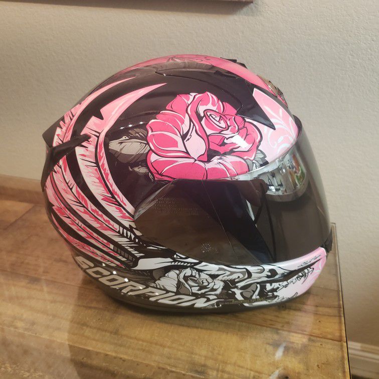 Fulmer women motorcycle helmet for Sale in Riverview, FL - OfferUp