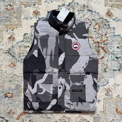 Men’s Winter Vest New size L/XL  Price Firm Not Negotiable.