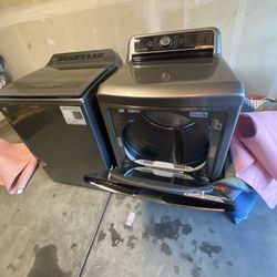 Electric Whipool Washer And LG Dryer Working Good And It’s Very Clean 