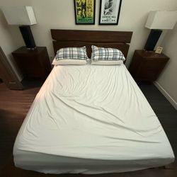 High End Queen Sized Bed And Mattress (with Mattress Protector)