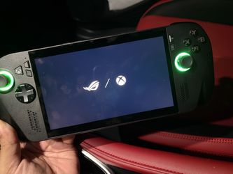 ROG Xbox Ally X 7ồỊFHD 120Hz Gaming Handheld, 3-Month Xbox Game Pass Premium, AMD Ryzen Al Z2 Extreme, 24GB RAM, 1TB SSD