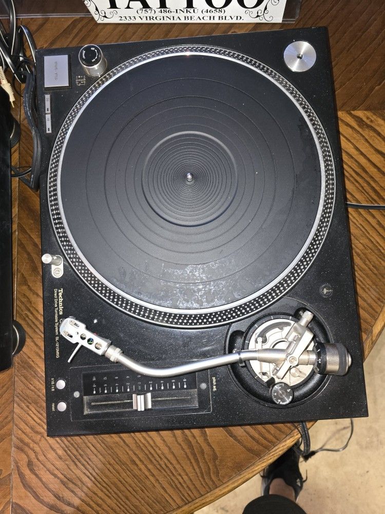 Technics 1210 M5G pair