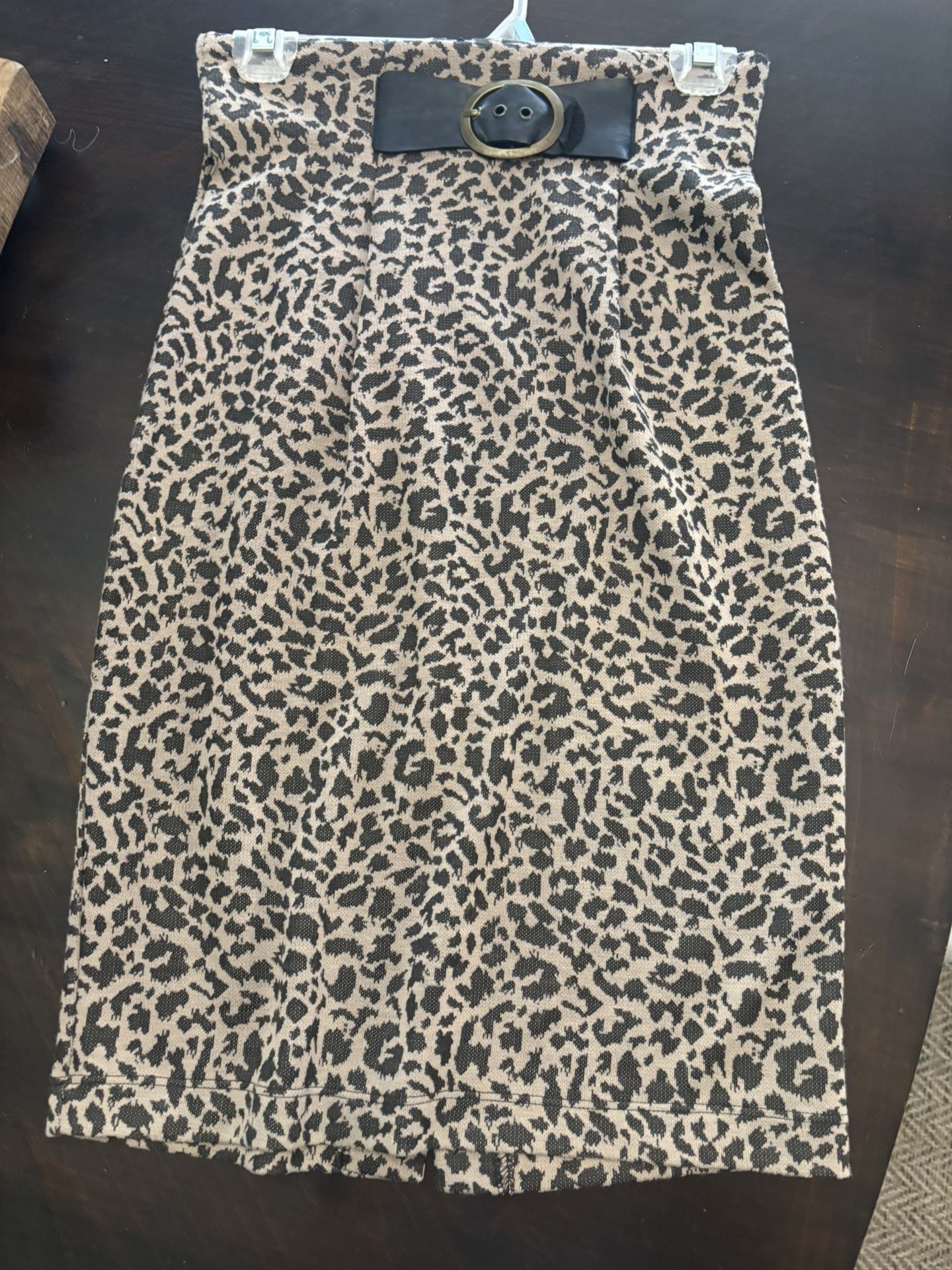 Animal print skirt. Pencil style size small