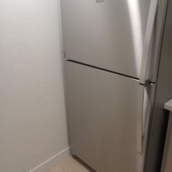 Brand NEW Whirlpool 33-inch Wide, Top Freezer Refrigerator - 20 cu. ft.
