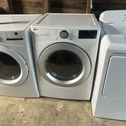 7.4 cu. ft. Ultra Large Capacity Smart wi-fi Enabled Electric Dryer 