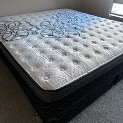 🟢King Size Pillow Top Mattress 12" Thick 