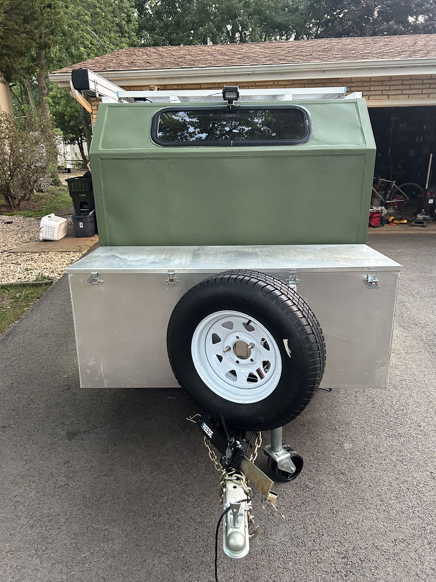 2022 Custom Squareback Camper Trailer