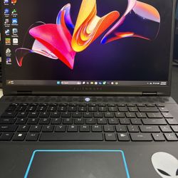 Alienware M16 R2 Gaming Laptop 
