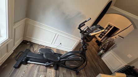 FREE Elliptical- Sole E25