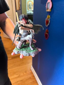 Attack on Titan Levi figure