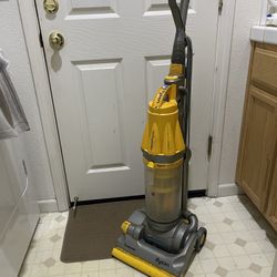 Dyson 