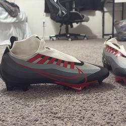 Nike Cleats Size Us 10 Men’s  Used 1 Time 