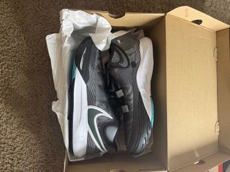 Kyrie Irving 8s size 12.5 brand new
