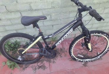 Mongoose Excursion Mountain Bike 100 or best offer