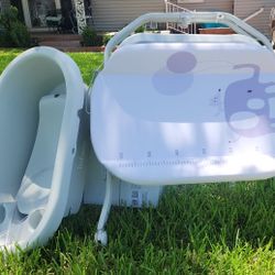 Infans Baby Changing Table And Bathtub