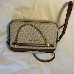 MK Purse 