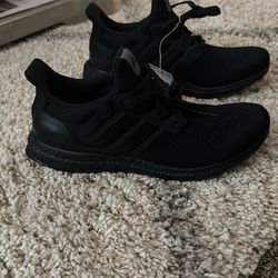 Adidas Shoes 10.5