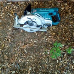 Cordless Makita 36 Volt Worm Drive Saw
