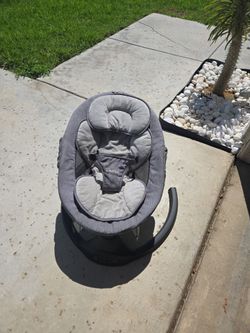 Baby swing