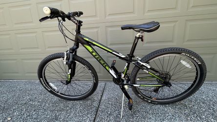 Trek 3500 Mountain Bike