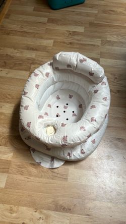 Infant inflatable seat