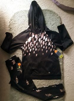 Brand new girls 2 PC size 10/12 Lightning bolt set