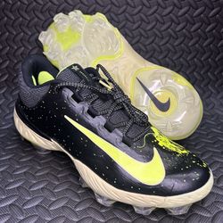 Men’s Nike Baseball Cleats Size 10 Alpha Huarache Elite 4