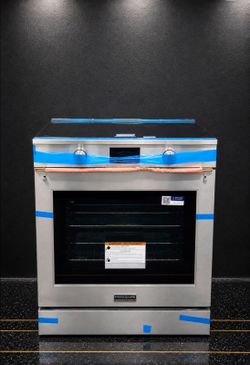 Frigidaire Professional 30 in Induction Slide-In Range – Open Box, New