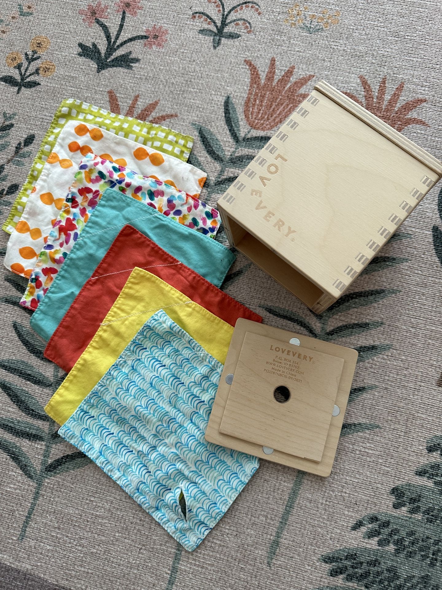 Lovevery Magic Tissue Box