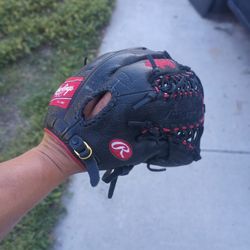 Rawlings Baseball Glove 