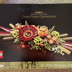 Lego Botanical Dried Flower Centerpiece