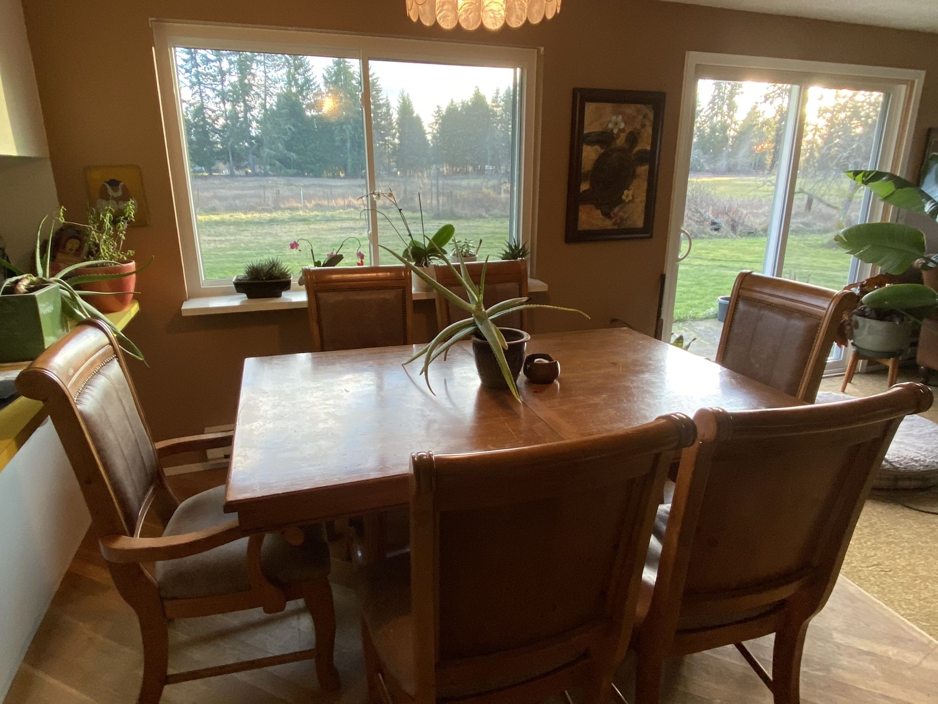 Kitchen Table And Chairs