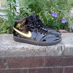 Jordan 1 Mid Patent Leather Size 10