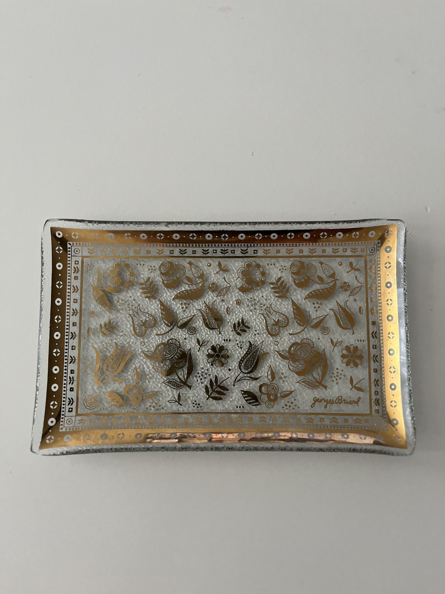 Vintage George’s Briard Persian Garden Pattern Glass Trinket Tray 7”x4”