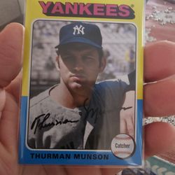 New York Yankees Thurman Munson '19 Topps Archives '20 Topps Allen & Ginters Baseball Cards 