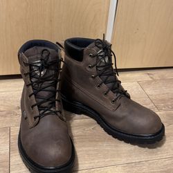 New Red Wing Boots Sz 8 Men 