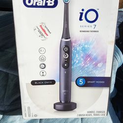 Oral B Toothbrush