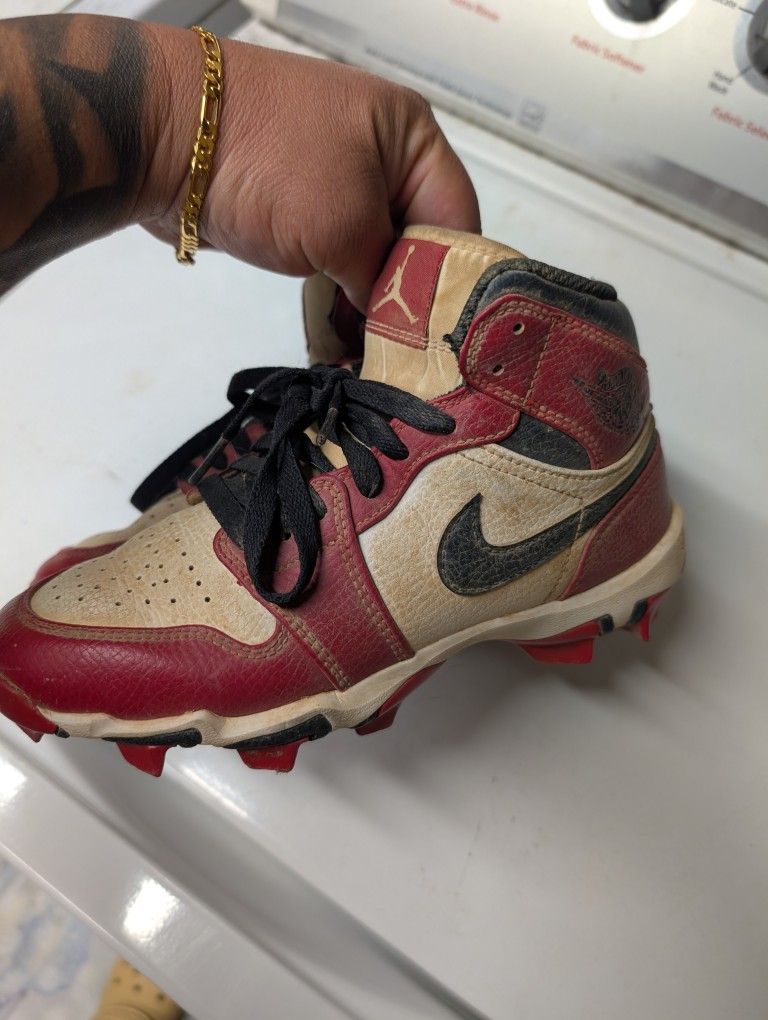Nike Jordan Cleats Youth 3.5