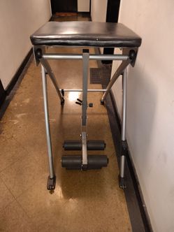 Reverse hyperextension machine (Core-evolution)