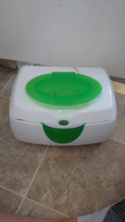 Wipe warmer