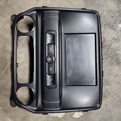 OEM 2017 Radio Chevy Silverado LT 4x4 