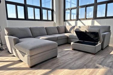 Modern couch Ava