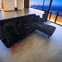 New! Contemporary Super Comfy Silky Luxurious sofa QUEEN SLEEPER! Reg$899! SALE $575