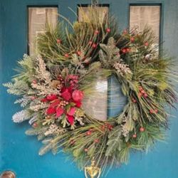 Varied Homemade Wreaths For The Holidays