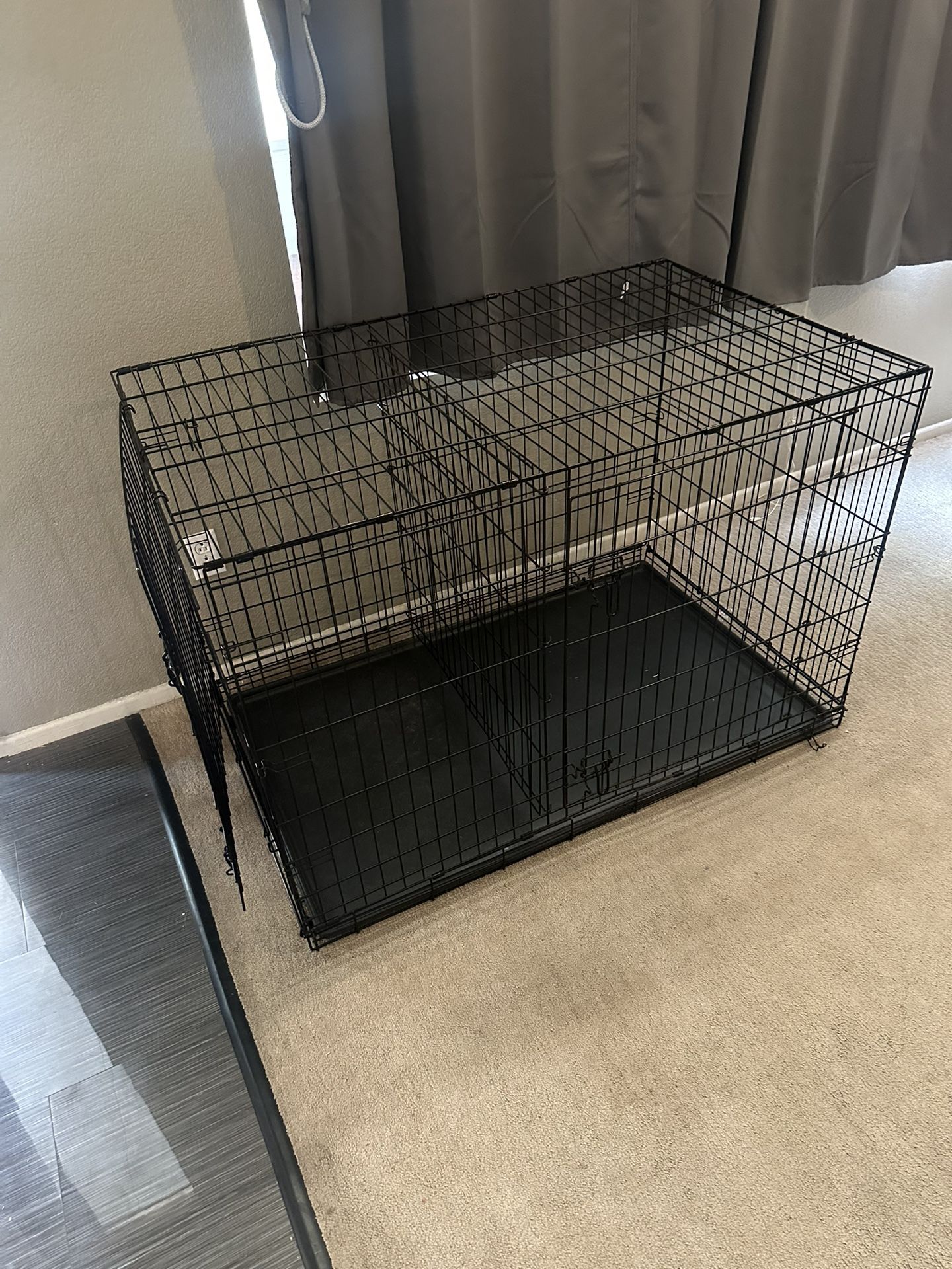 XL dog crate
