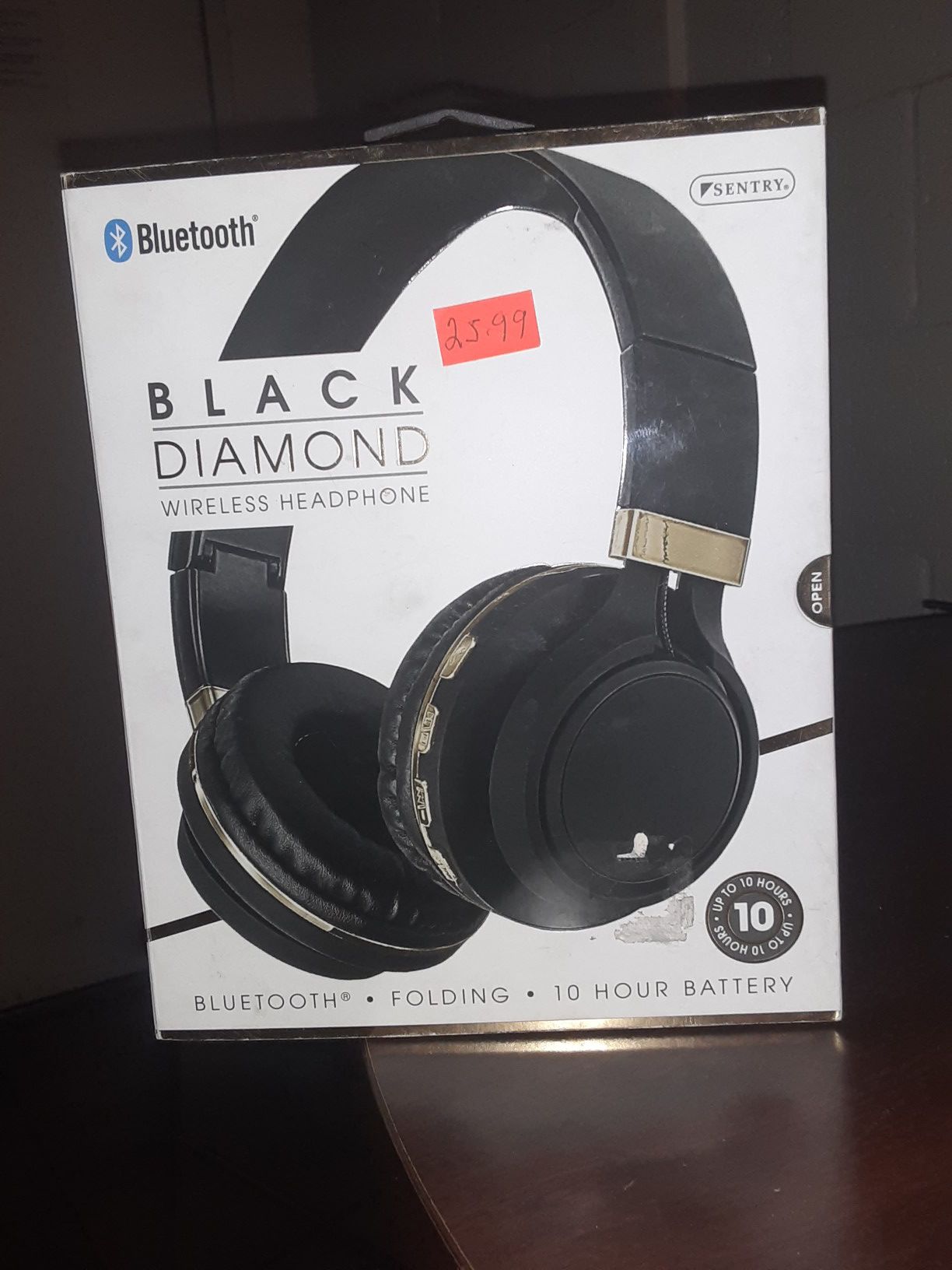 Black Diamond wireless headphones