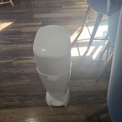 Diaper Pail 