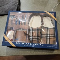 For him slipper set