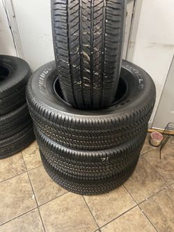 SET BRIDGESTONE DULER 255/70/18 SEMI NEW 95%TREAD LIFE $300 PRICE INCLUDE PROFESSIONAL INSTALLATION AND TAX.